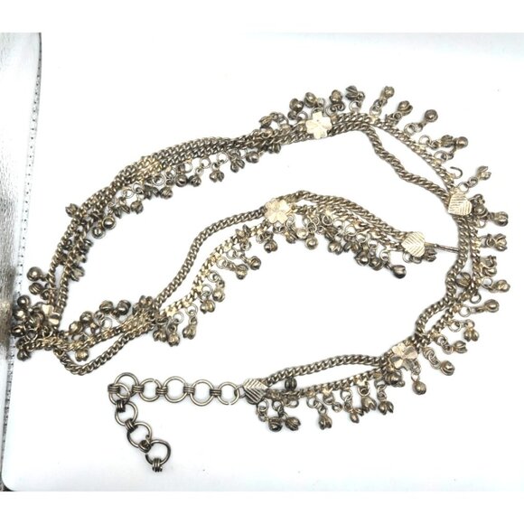 Vintage Silver-Tone Chain Belt with Hearts, Clubs & Dangling Bells 38" musical - Picture 4 of 6